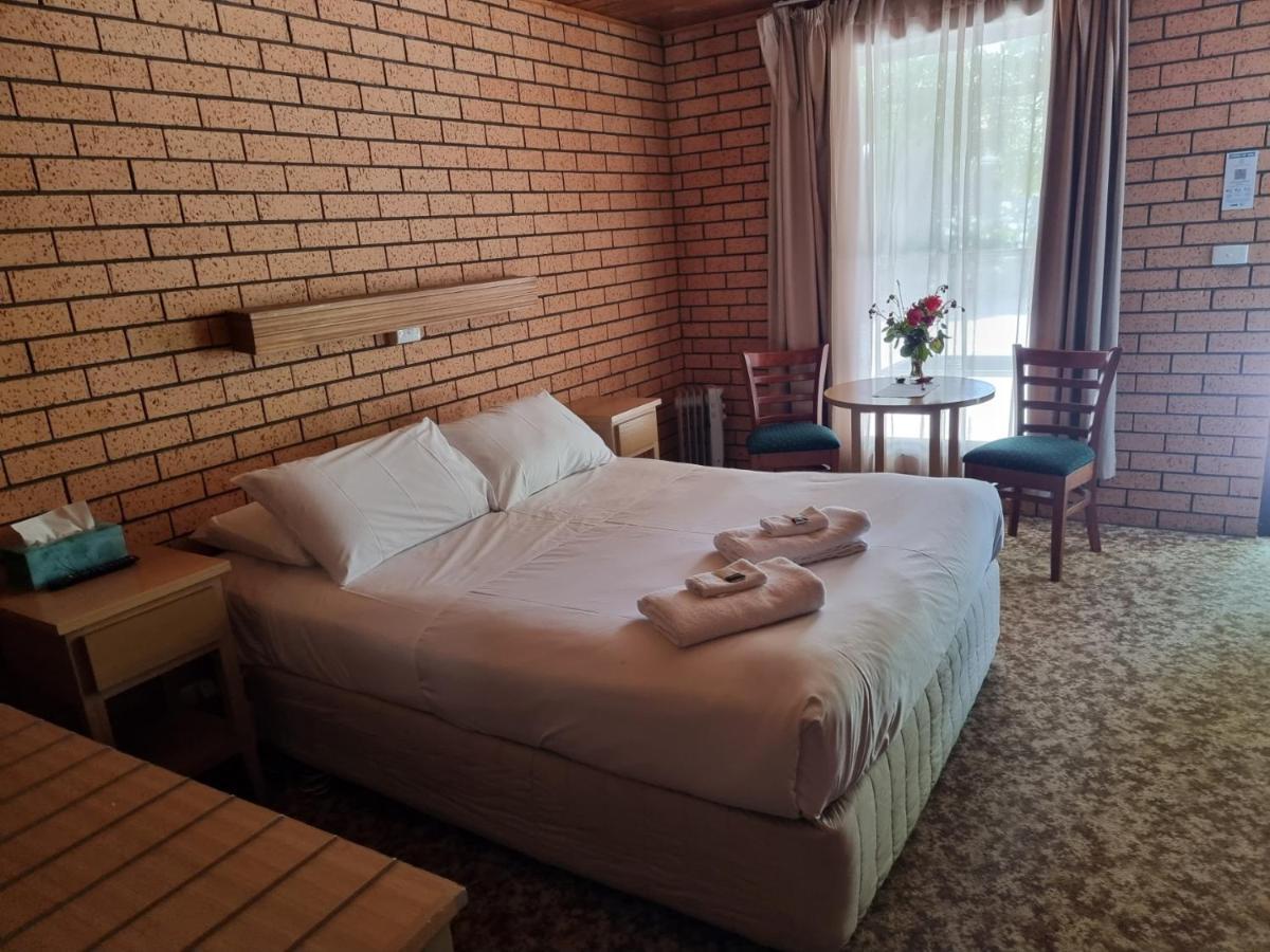 La Cochon Rose Motel Saint Arnaud 외부 사진
