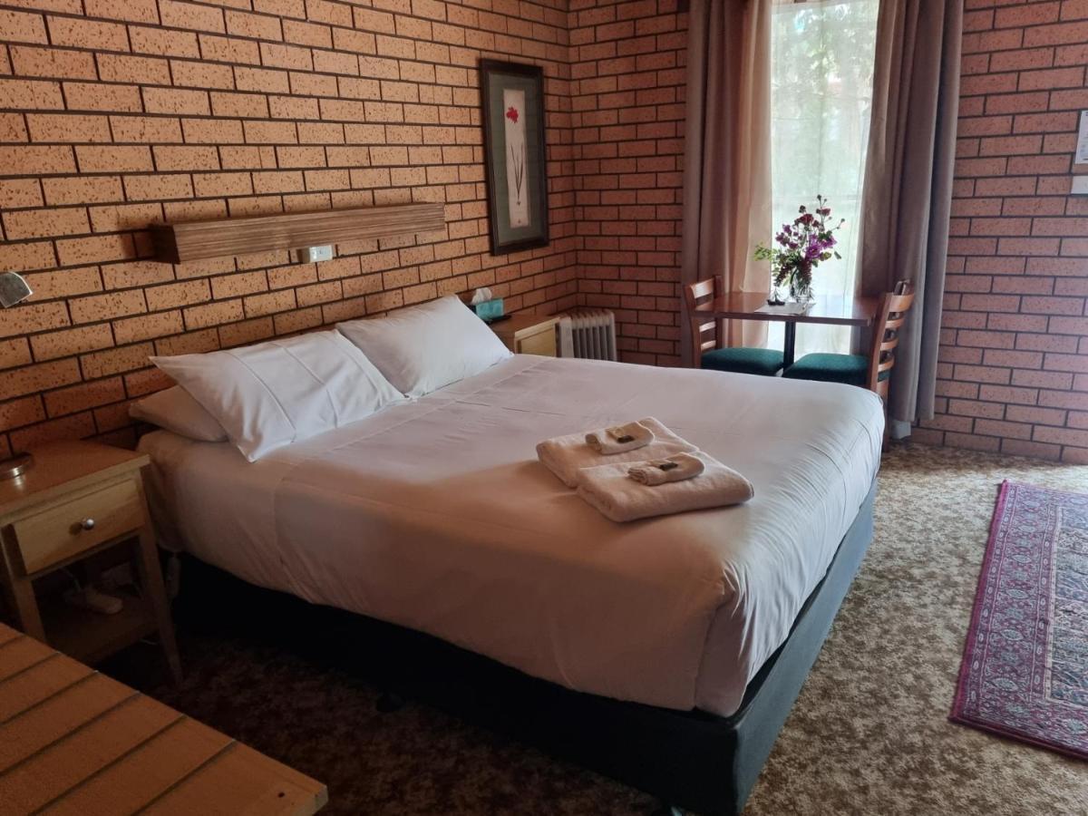 La Cochon Rose Motel Saint Arnaud 외부 사진
