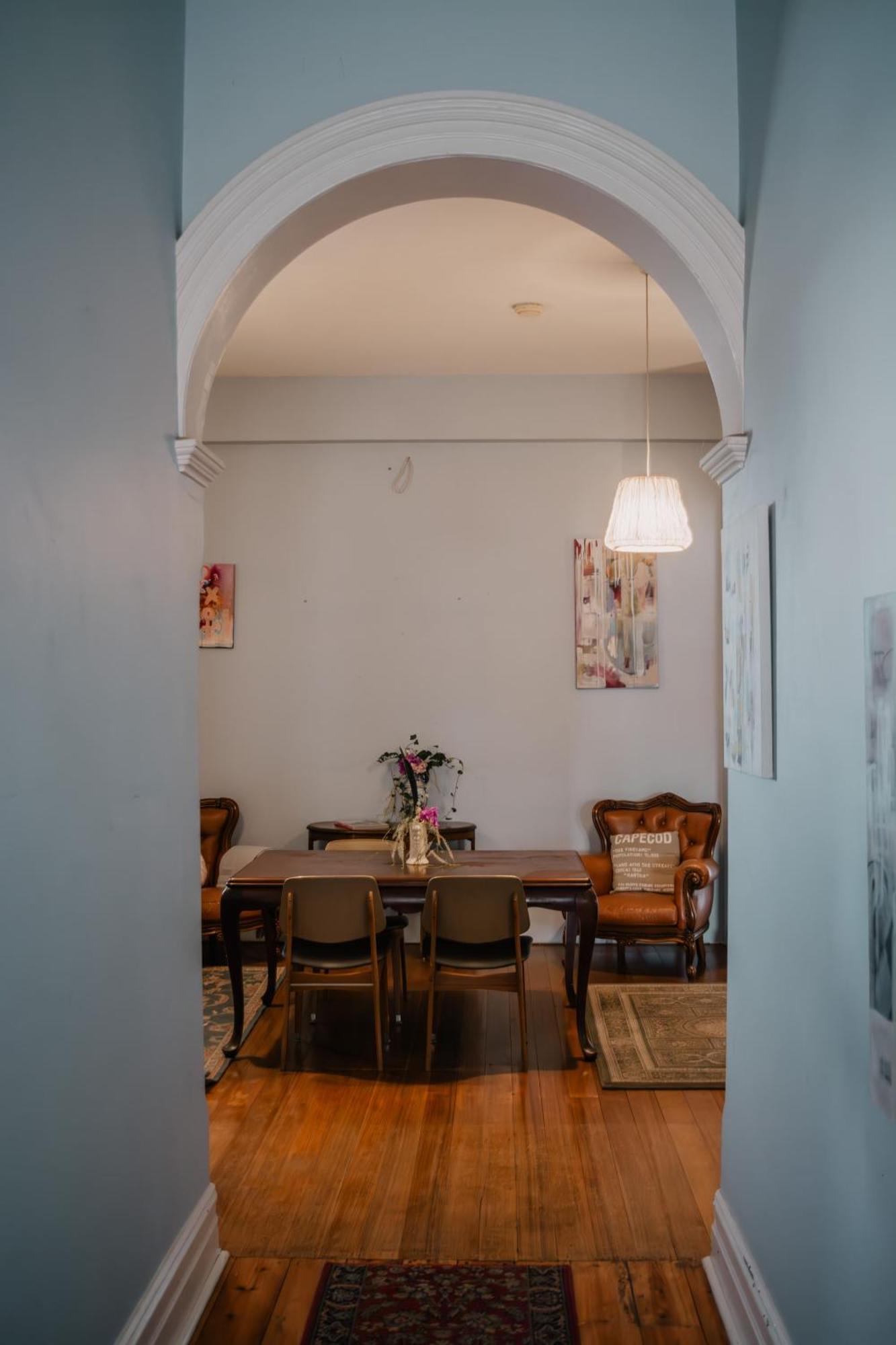 La Cochon Rose Motel Saint Arnaud 외부 사진