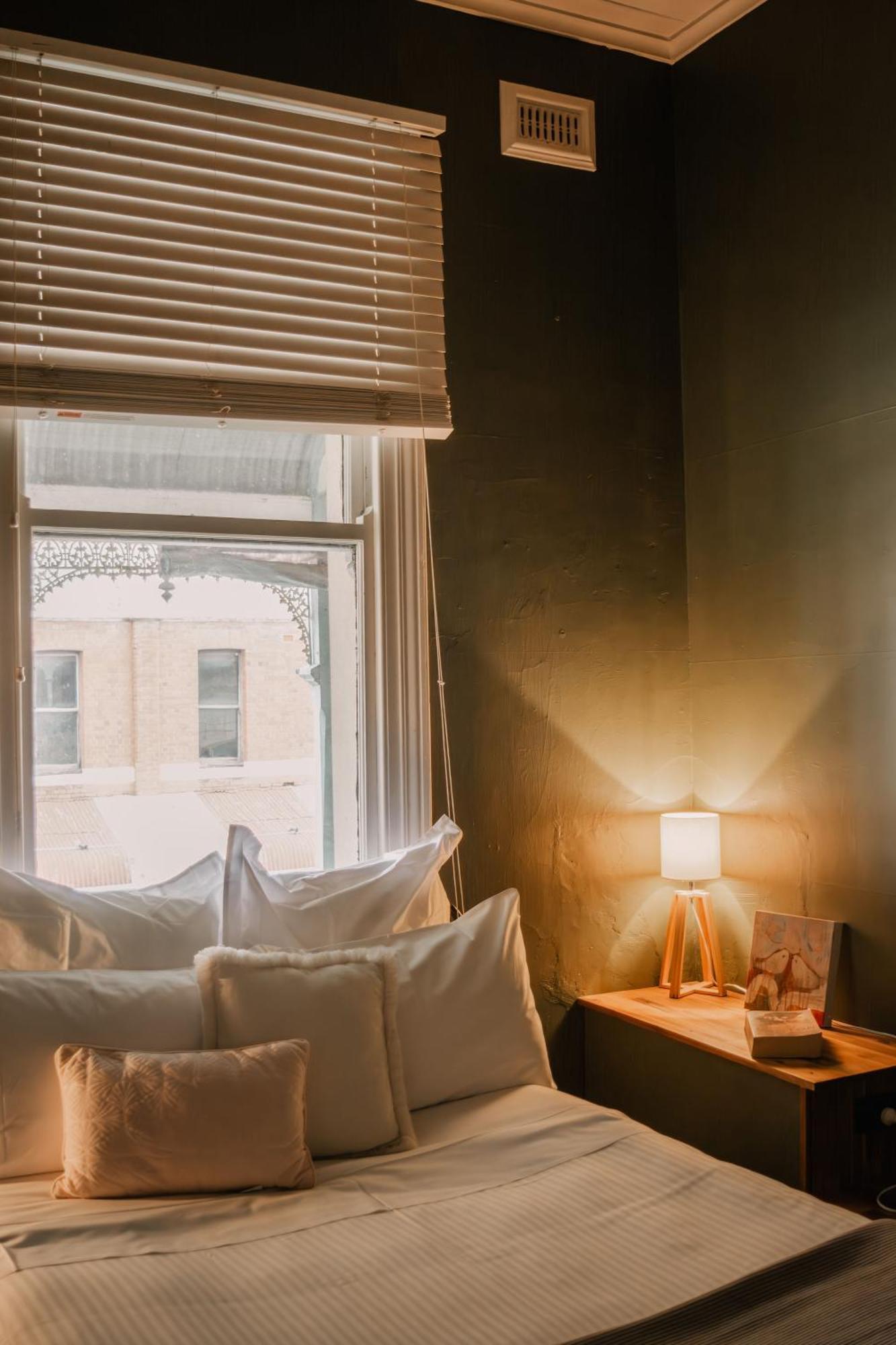 La Cochon Rose Motel Saint Arnaud 외부 사진
