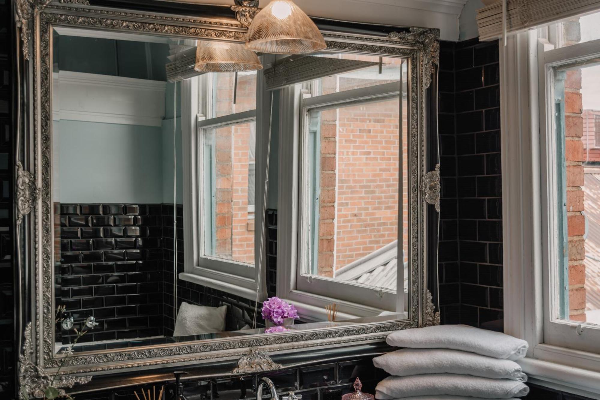La Cochon Rose Motel Saint Arnaud 외부 사진