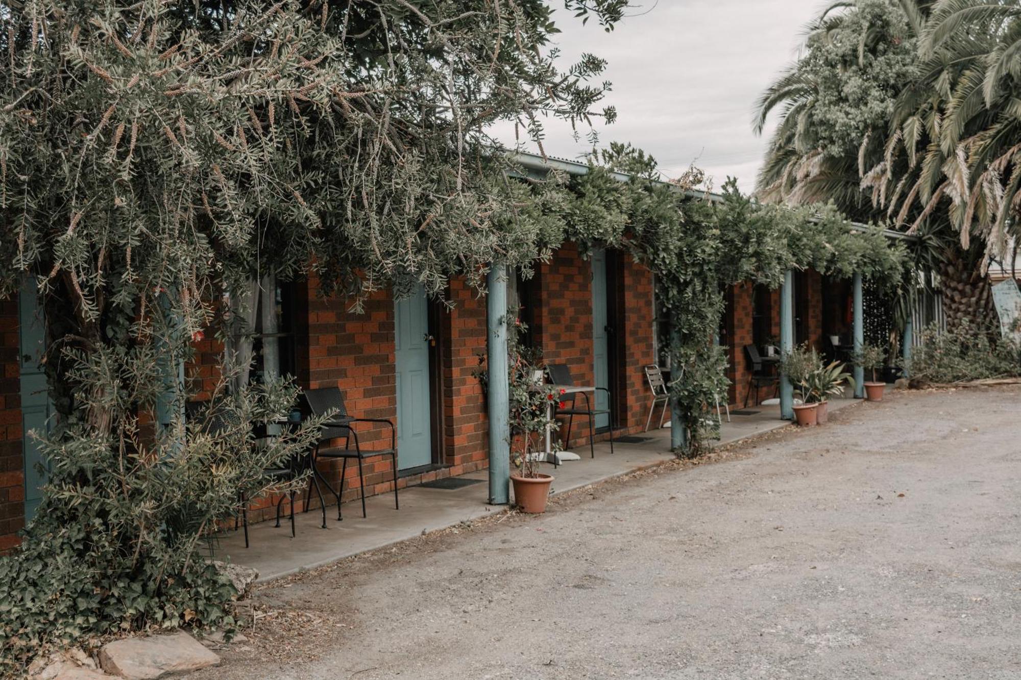 La Cochon Rose Motel Saint Arnaud 외부 사진